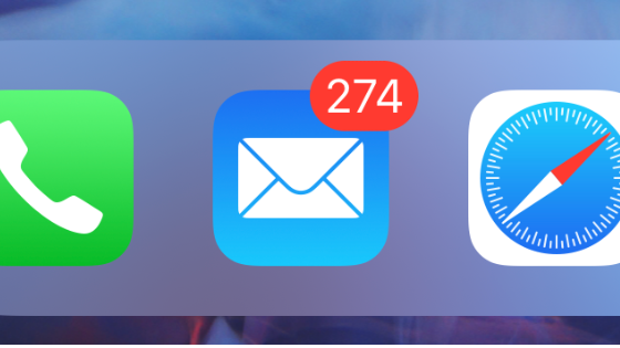 iPhone-with-outstanding-emails-in-inbox